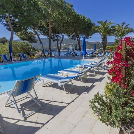 Appartement Il Porto Trilocale Nr.7 à Porto Azzurro Extérieur photo