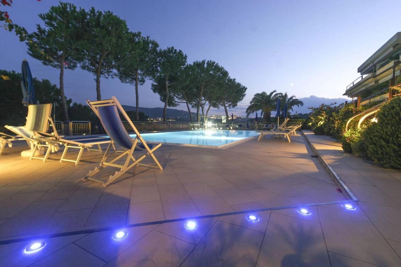 Appartement Il Porto Trilocale Nr.7 à Porto Azzurro Extérieur photo